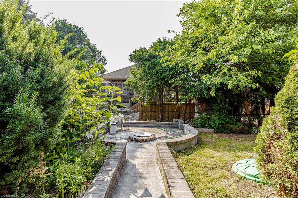 47 Queensway Drive Property Photo 25