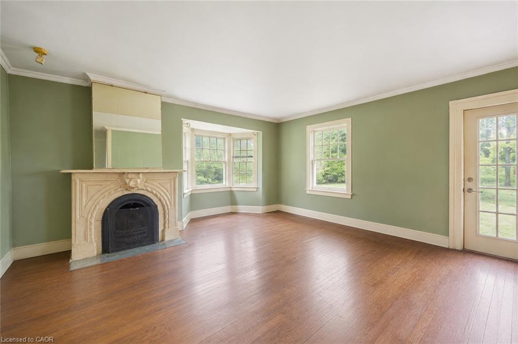 36 Elgin Street E Property Photo 6
