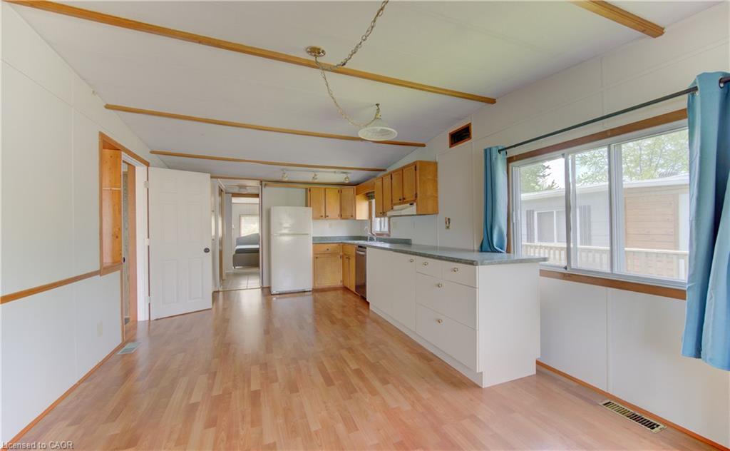 196-580 Beaver Creek Road Property Photo 5