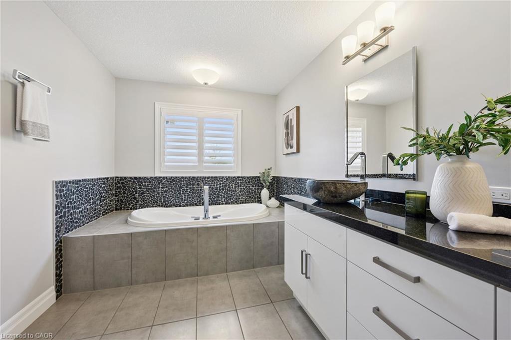 111 Oak Park Drive Property Photo 23