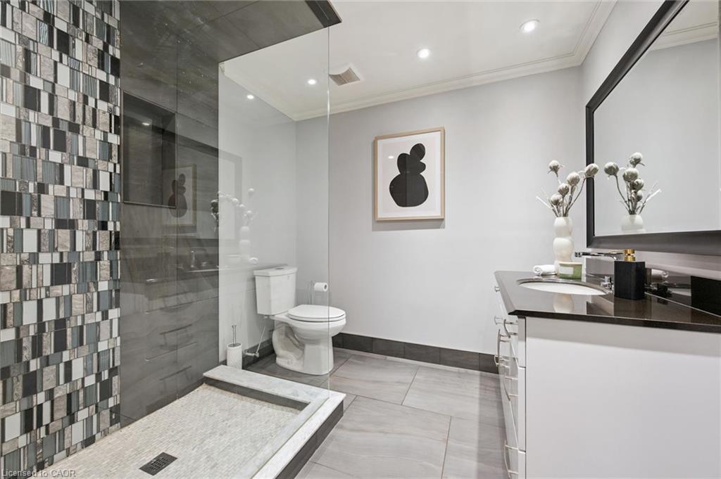 111 Oak Park Drive Property Photo 31