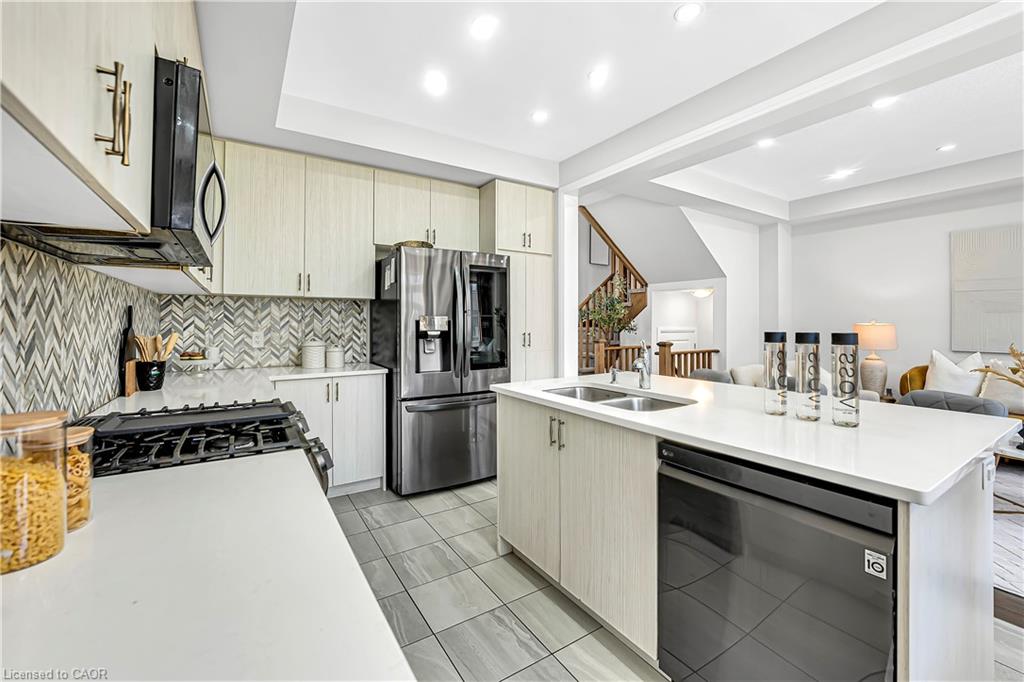 13 Steadman Street Property Photo 15