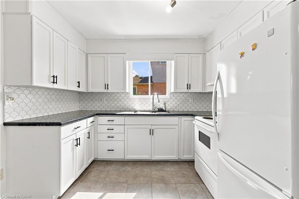 34 Lisajane Court Property Photo 13