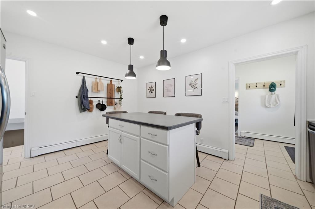 33 Wood Street Property Photo 12