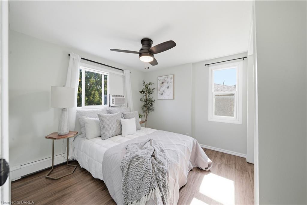 33 Wood Street Property Photo 16