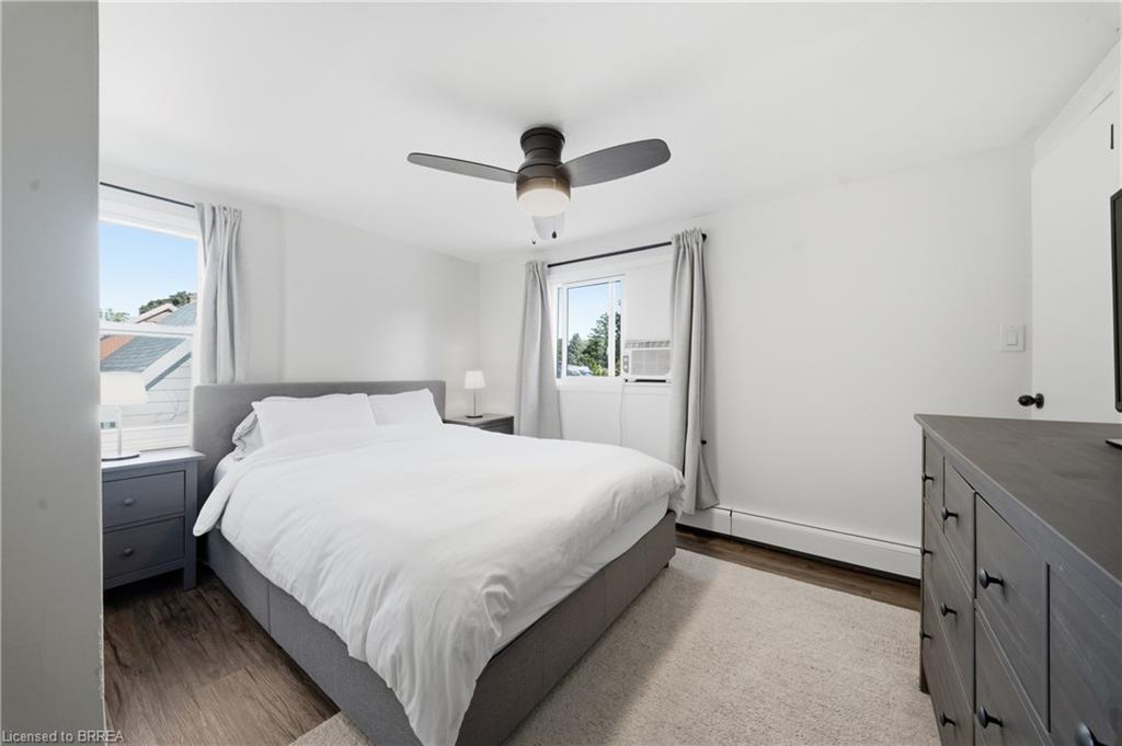 33 Wood Street Property Photo 18