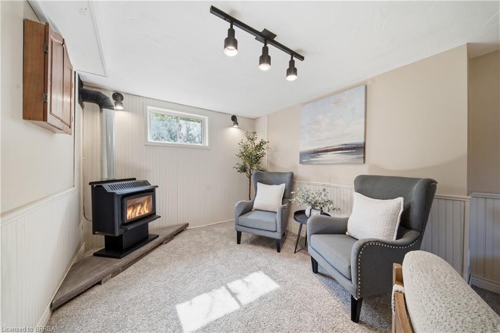 33 Wood Street Property Photo 20