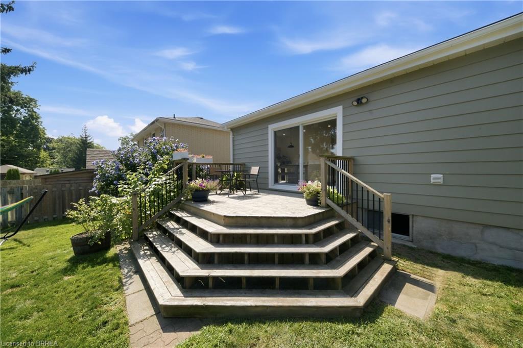 33 Wood Street Property Photo 25