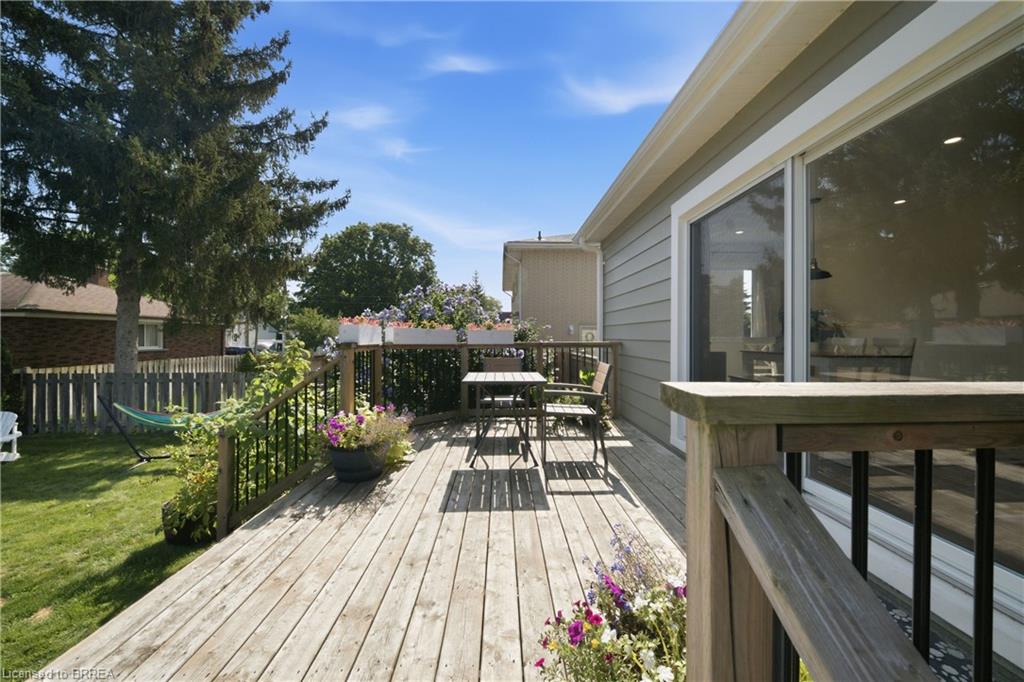 33 Wood Street Property Photo 26