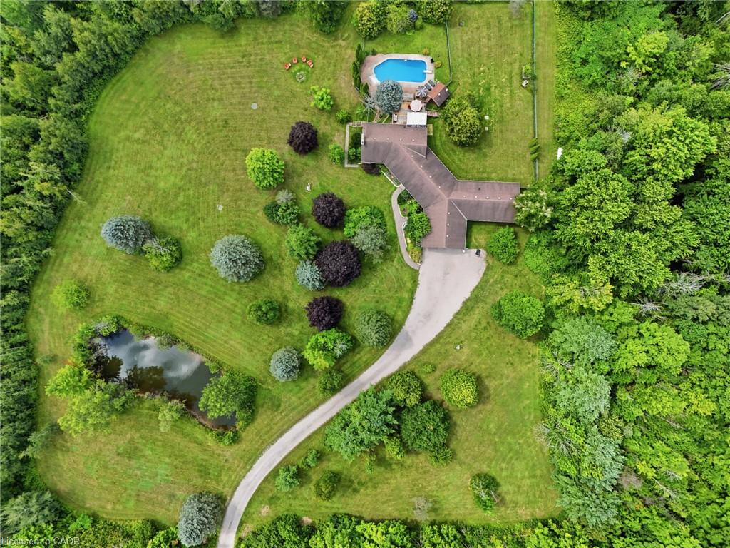 4178 Darkwood Road Property Photo 3