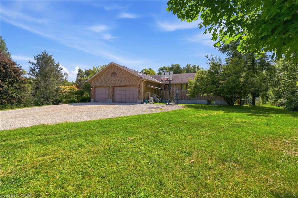 4178 Darkwood Road Property Photo 8