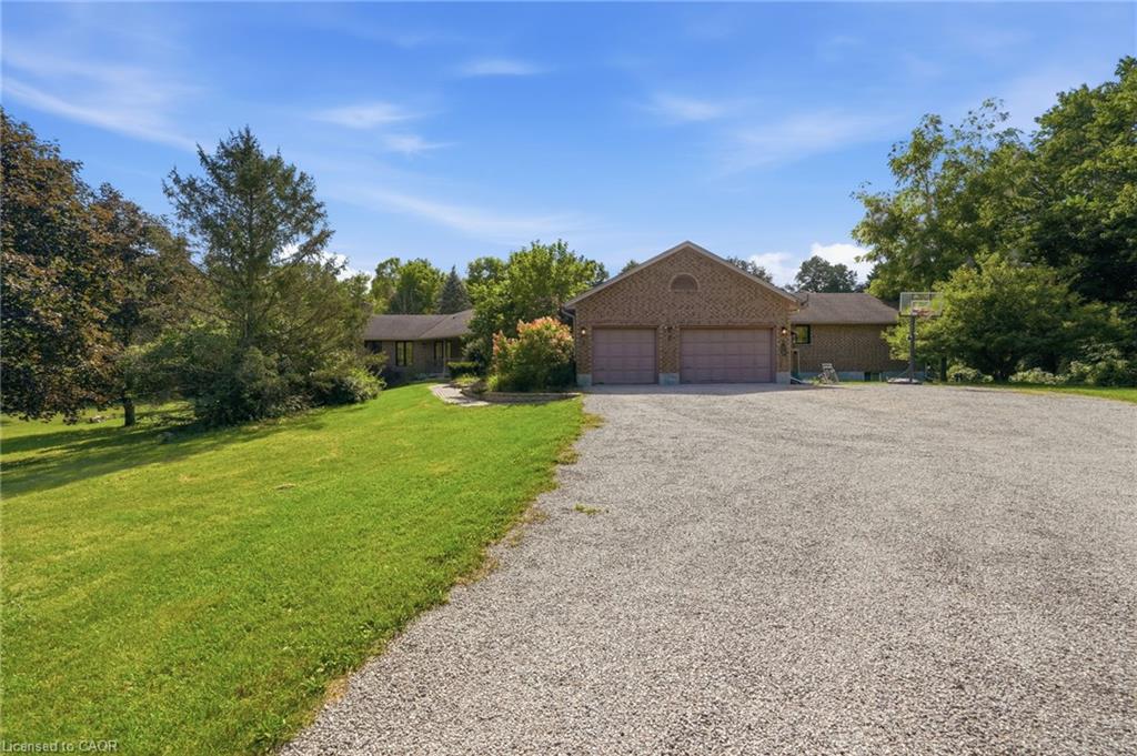 4178 Darkwood Road Property Photo 9
