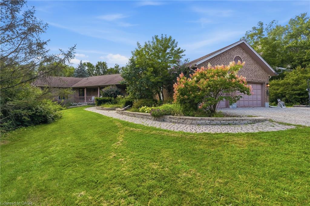 4178 Darkwood Road Property Photo 10