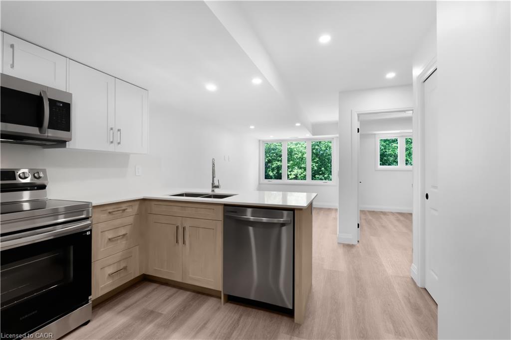 3-220 Heiman Street Property Photo 7