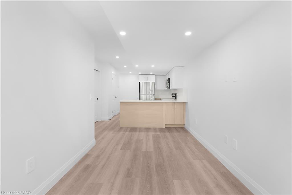 3-220 Heiman Street Property Photo 8