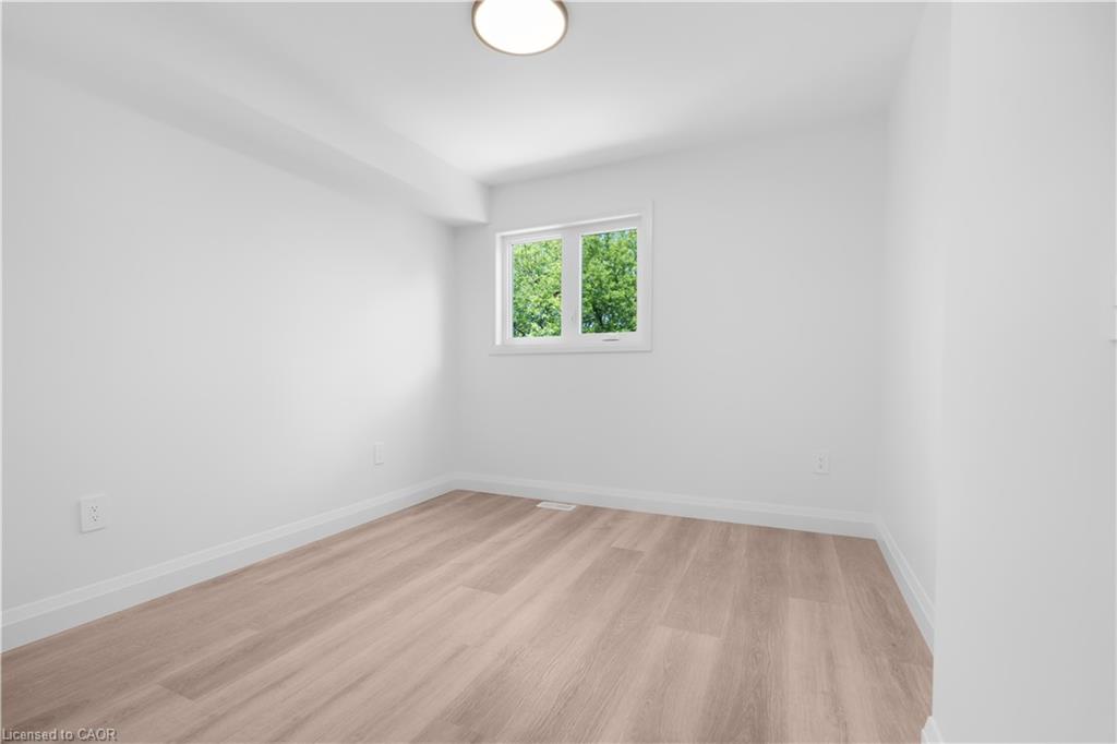 3-220 Heiman Street Property Photo 13