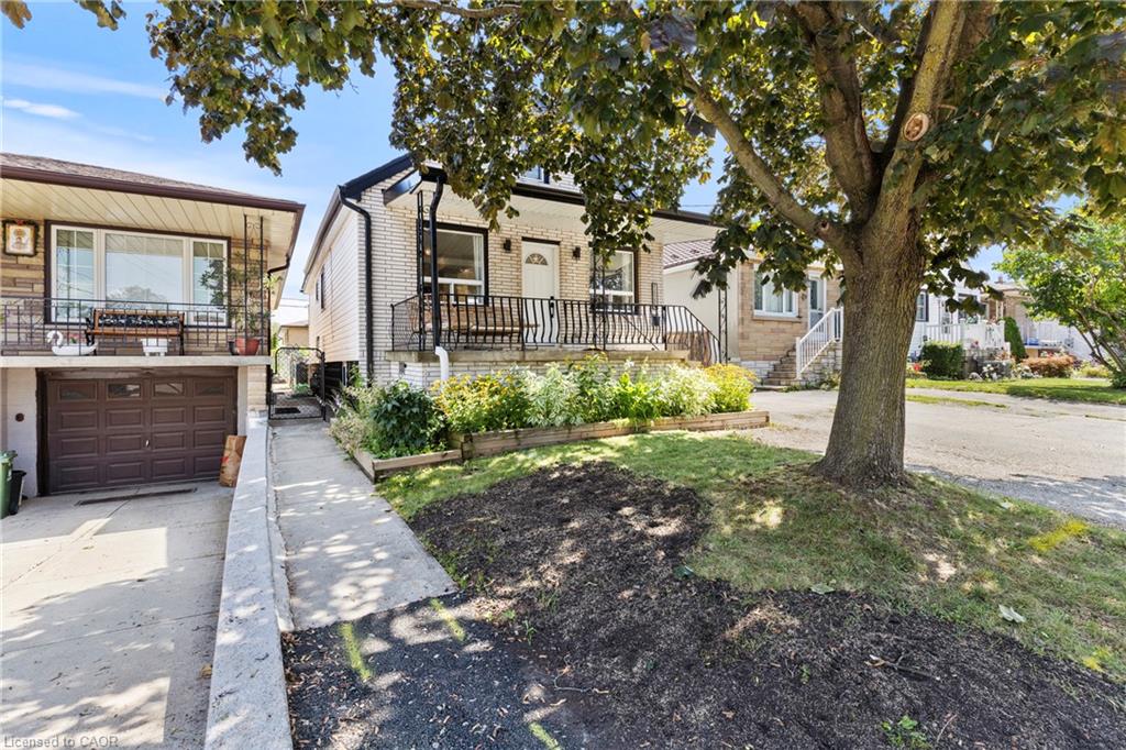 15 Glassco Avenue S Property Photo 4