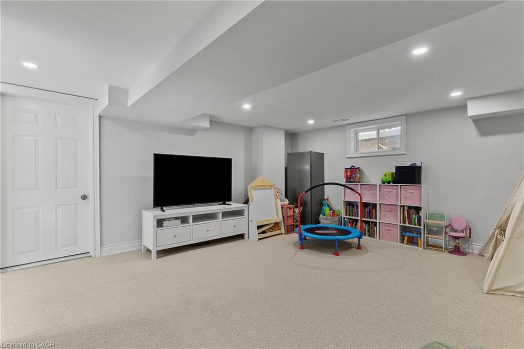 15 Glassco Avenue S Property Photo 33