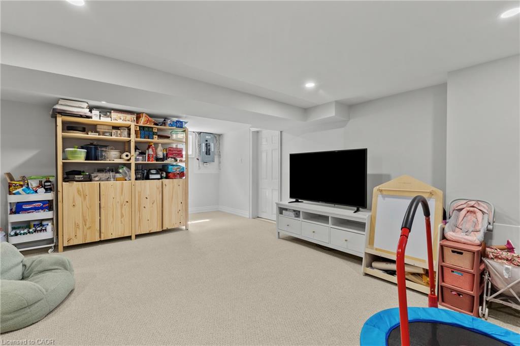 15 Glassco Avenue S Property Photo 34