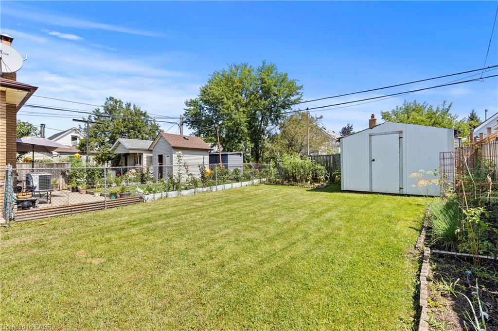 15 Glassco Avenue S Property Photo 42