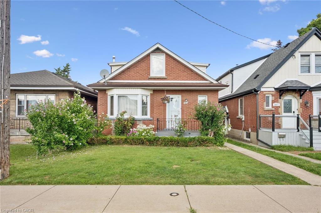 1873 Main Street E Property Photo 1