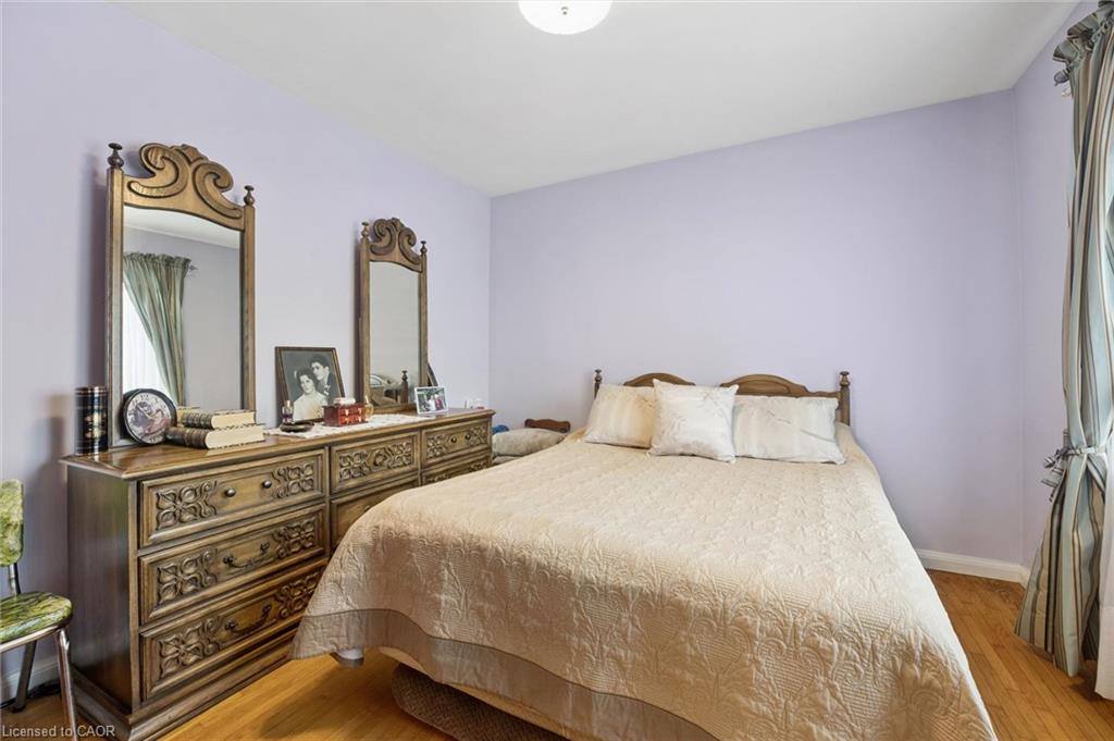 1873 Main Street E Property Photo 19