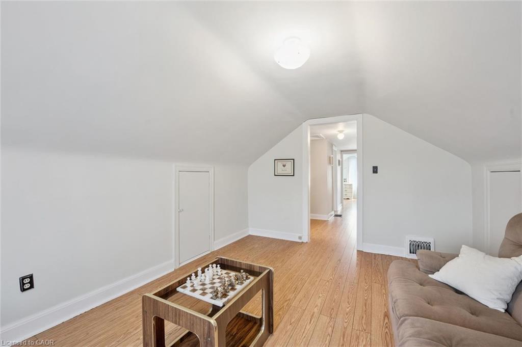 1873 Main Street E Property Photo 24