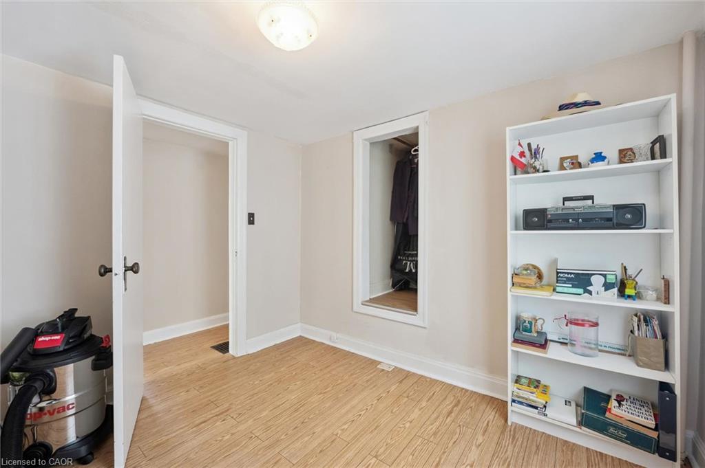 1873 Main Street E Property Photo 26