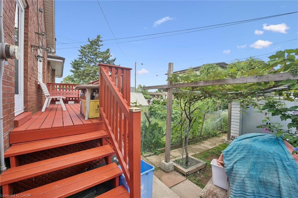 1873 Main Street E Property Photo 36