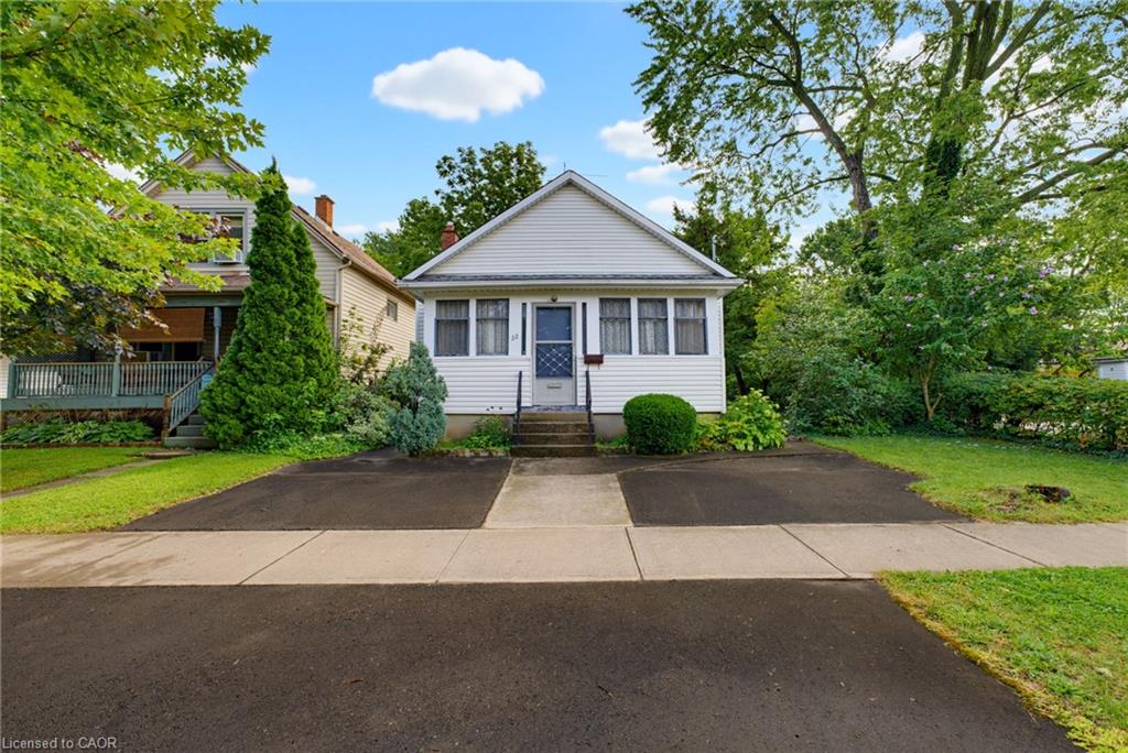 22 Mildred Avenue Property Photo 2
