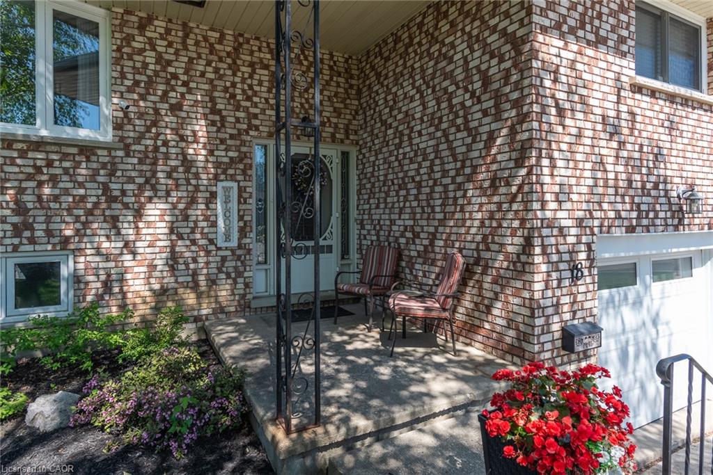 18 Mayberry Place Property Photo 2