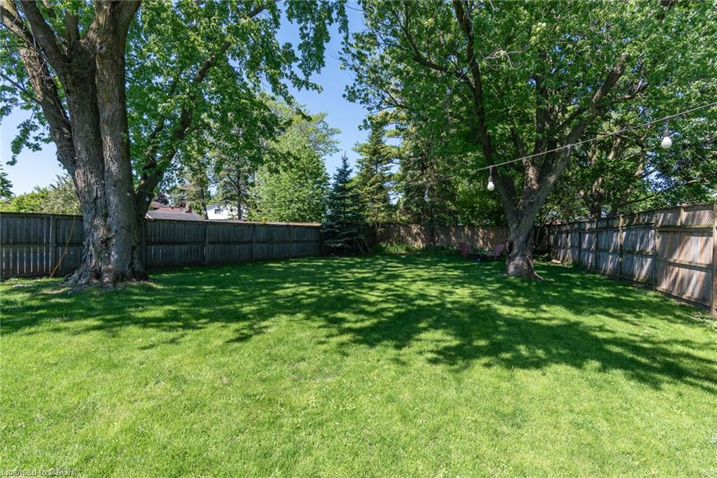 18 Mayberry Place Property Photo 44