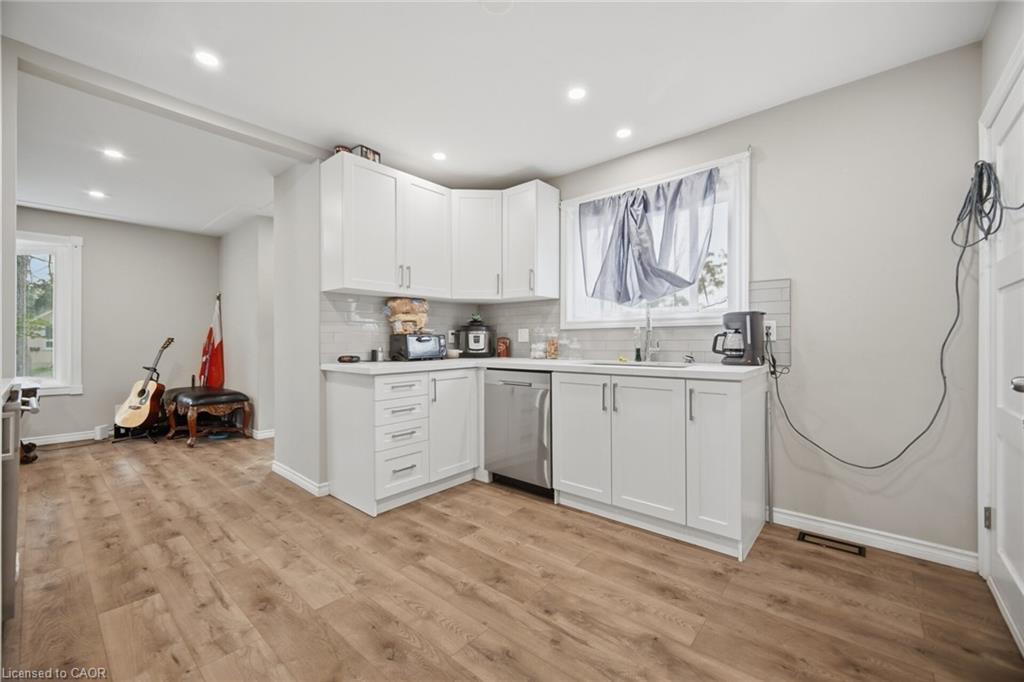 60 Elmwood Avenue Property Photo 6