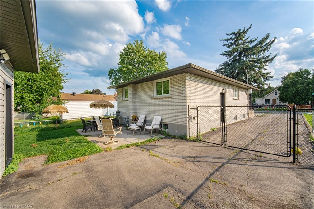 60 Elmwood Avenue Property Photo 43