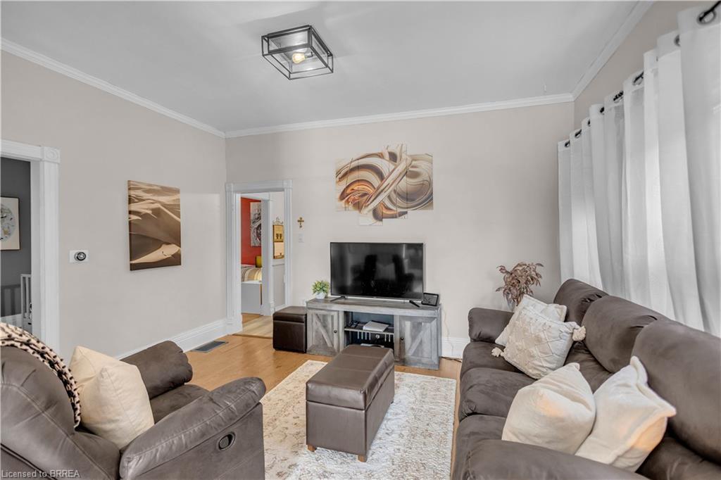 25 Usher Street Property Photo 6