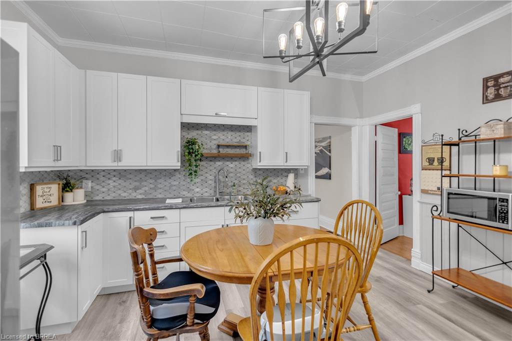 25 Usher Street Property Photo 10