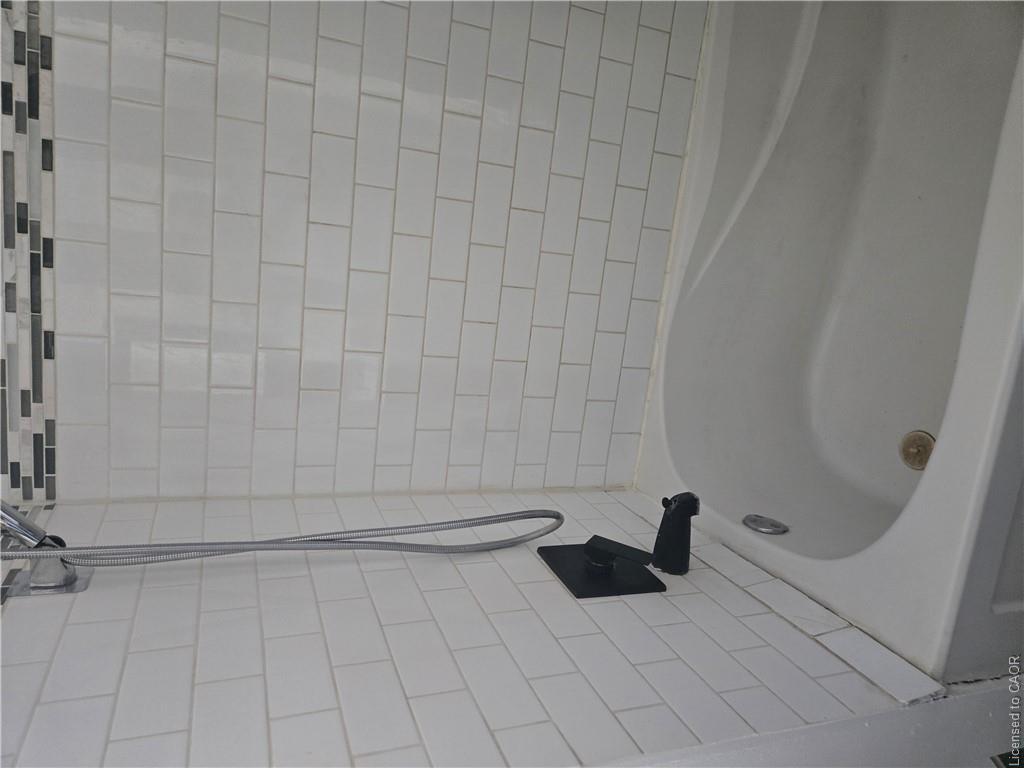 40 Lynnwood Avenue Property Photo 14