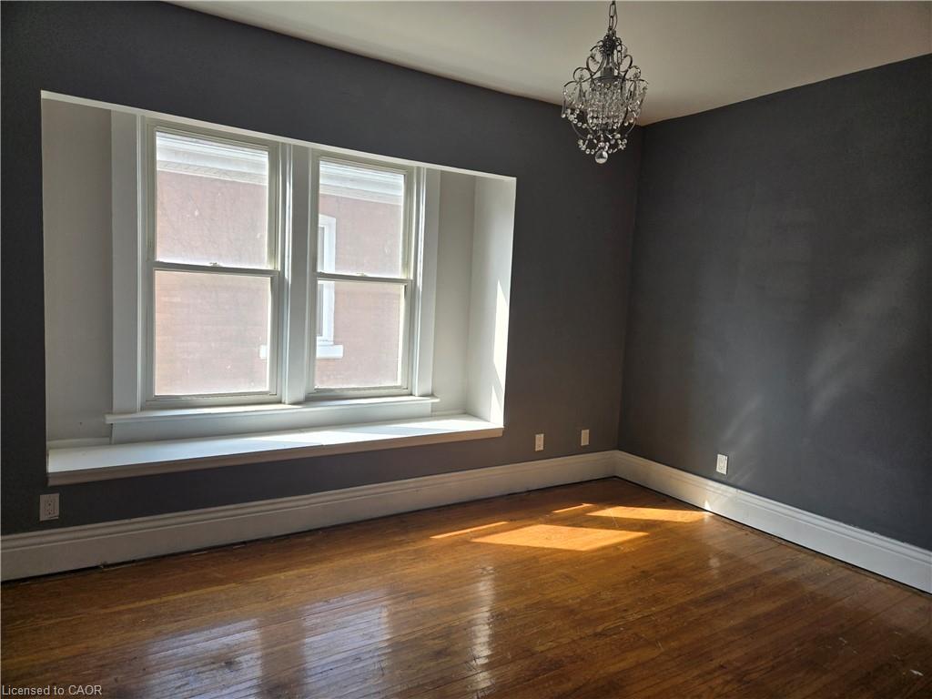 40 Lynnwood Avenue Property Photo 16
