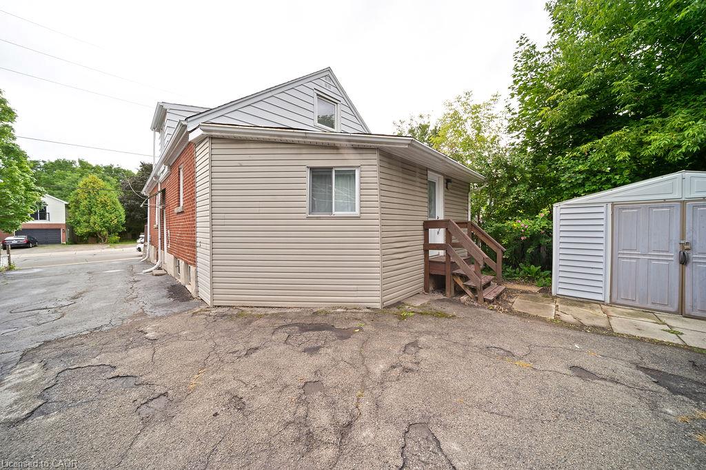 82 Whitney Avenue Property Photo 26