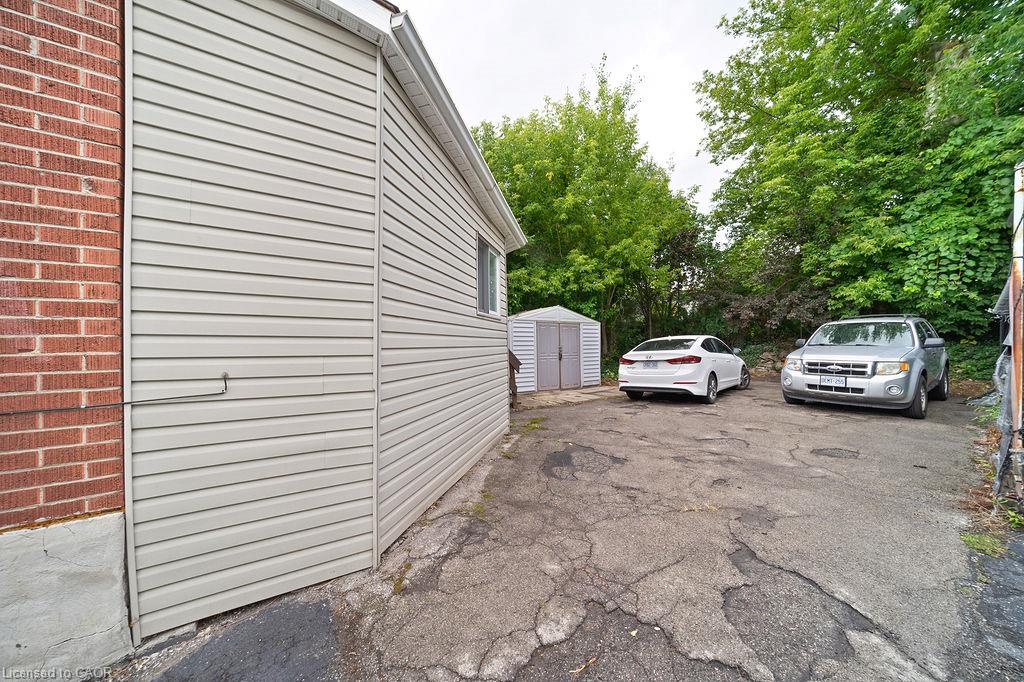 82 Whitney Avenue Property Photo 28