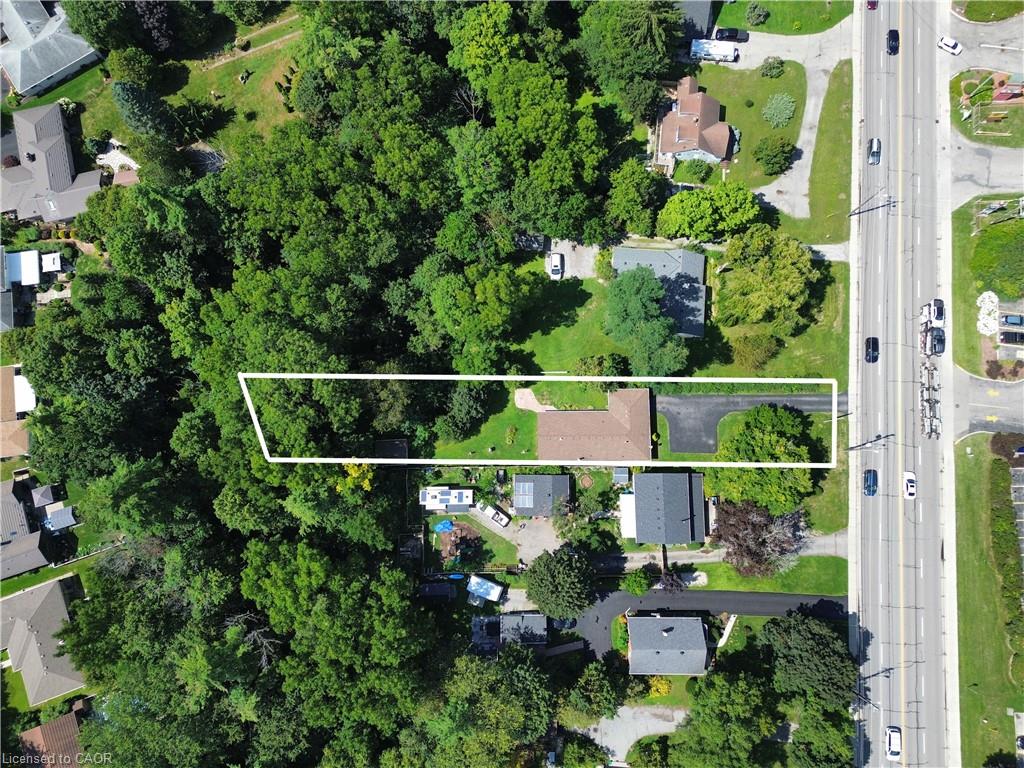 90 Queensway E Property Photo 43