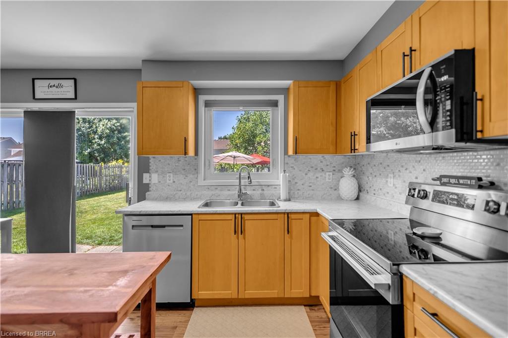 30 Stowe Terrace Property Photo 12