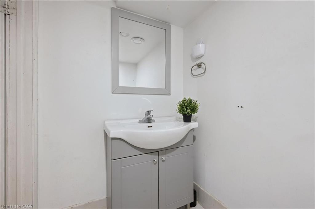 60 Edinburgh Road Property Photo 30