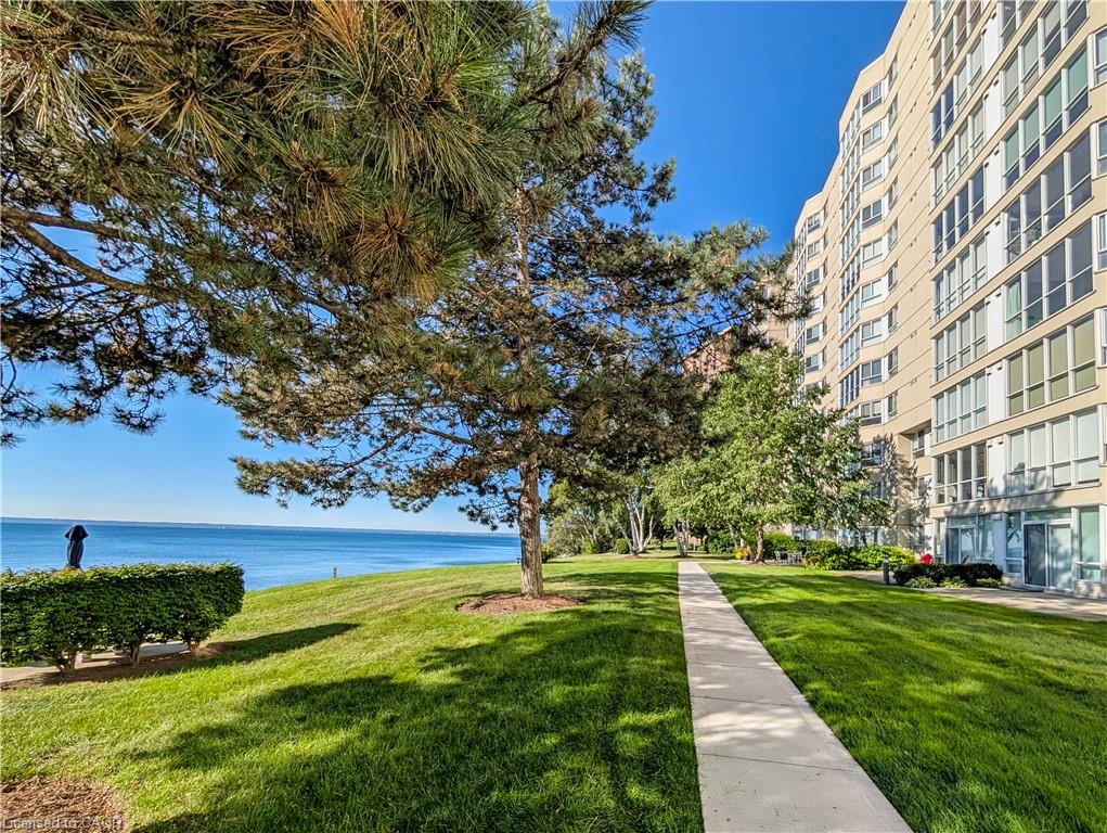 1102-5280 Lakeshore Road Property Photo 6
