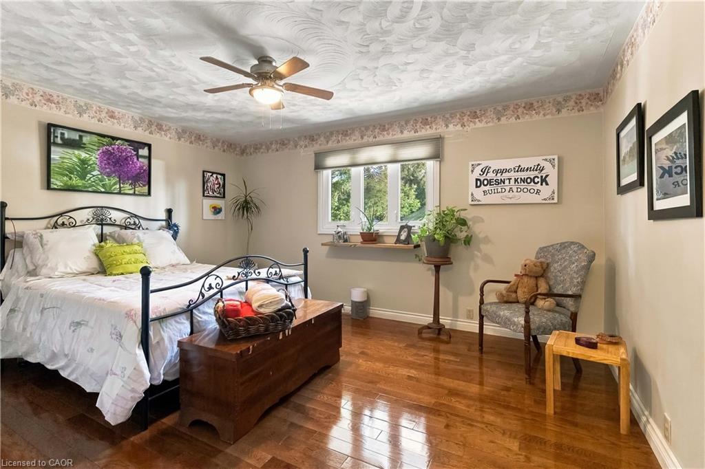 687 James Street Property Photo 17