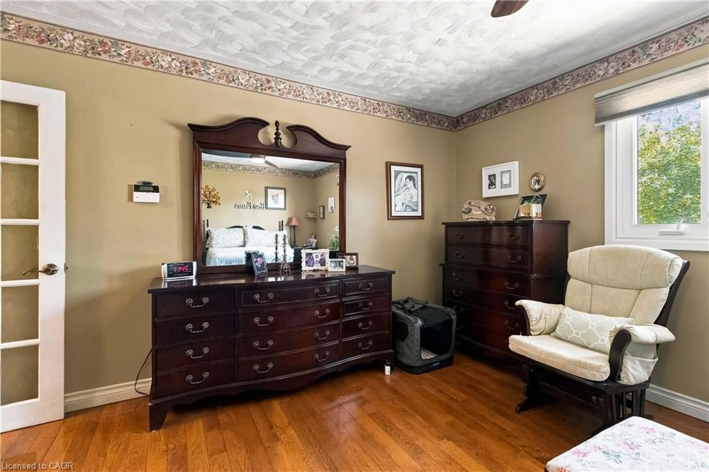 687 James Street Property Photo 23