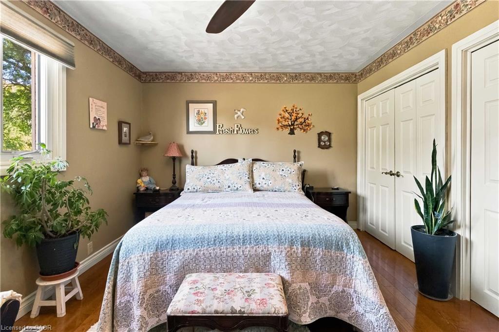 687 James Street Property Photo 24