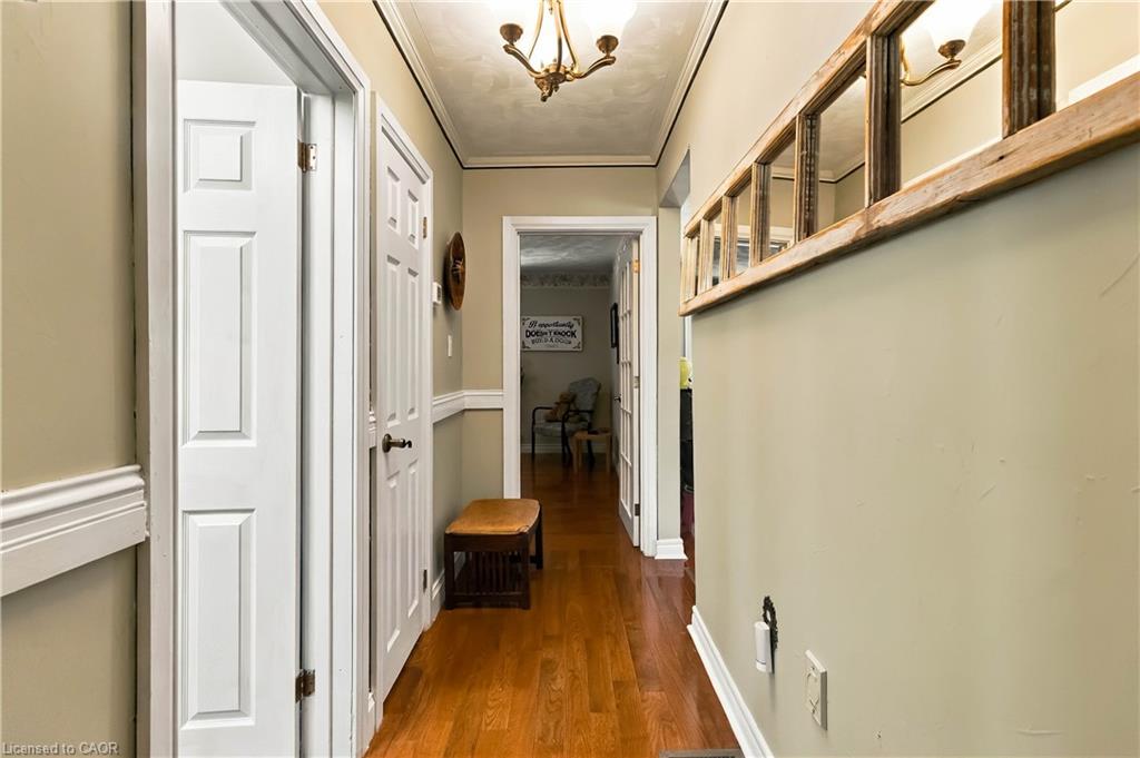 687 James Street Property Photo 25