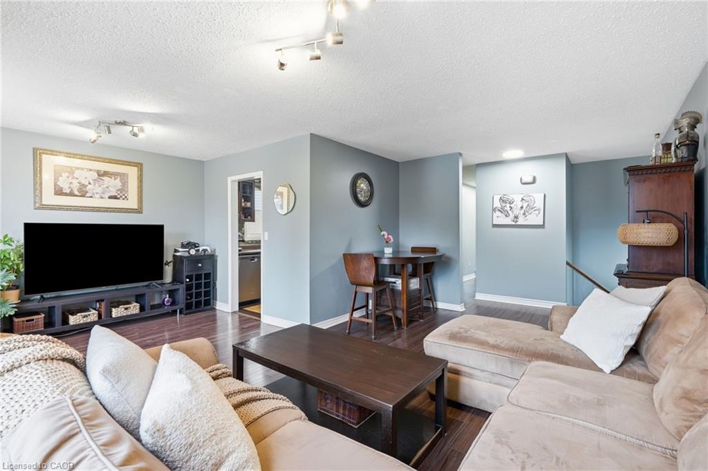 49 Markson Crescent Property Photo 8