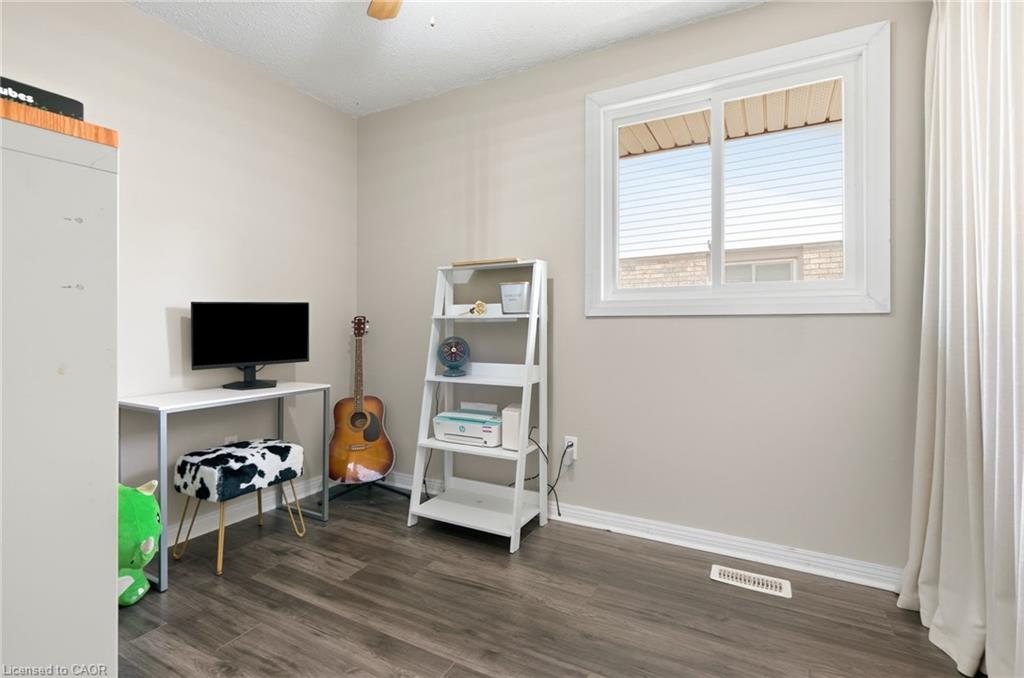 49 Markson Crescent Property Photo 18
